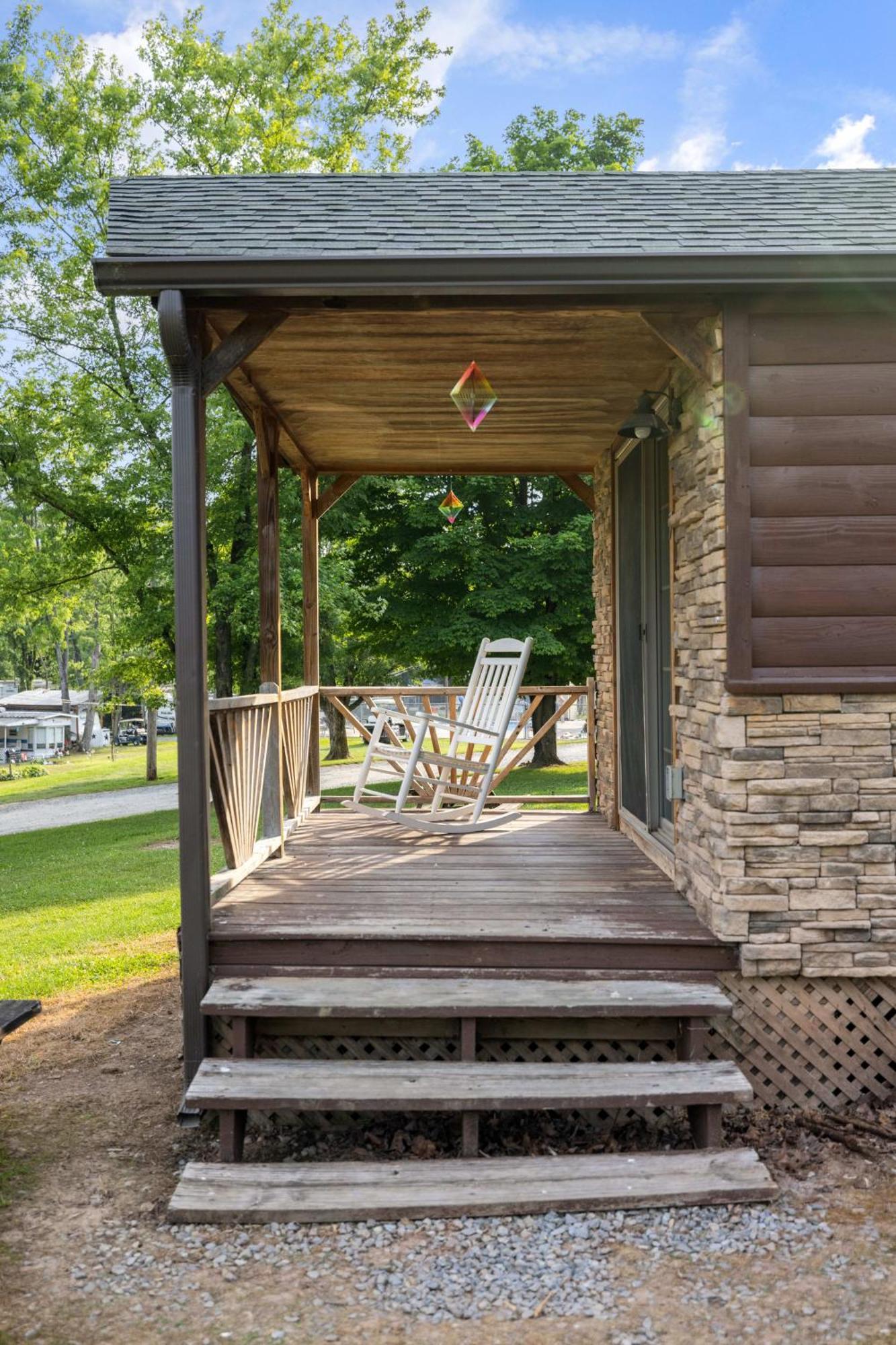 Deluxe Cabin6 Within * Mifflinburg
