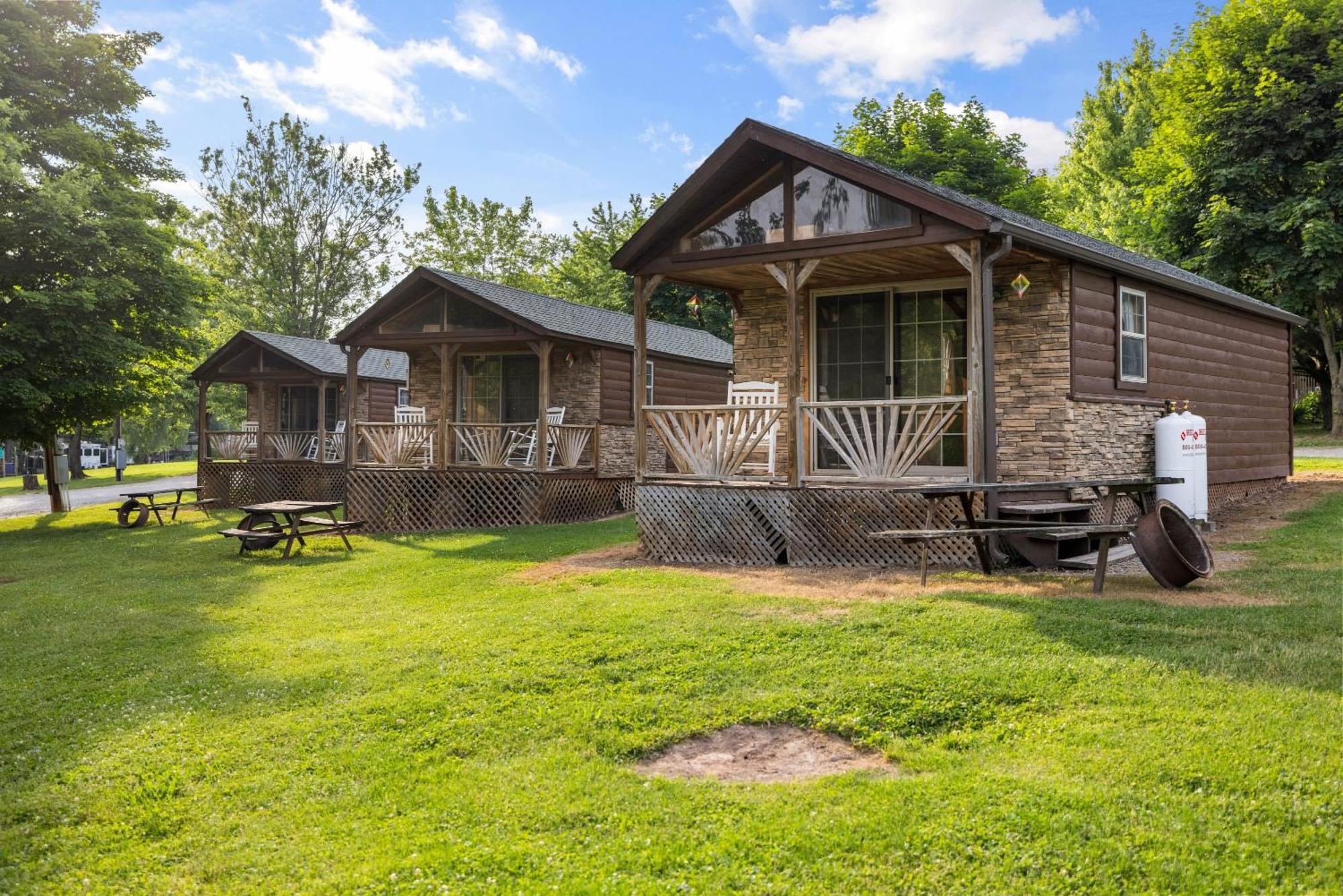 Deluxe Cabin6 Within Holiday home