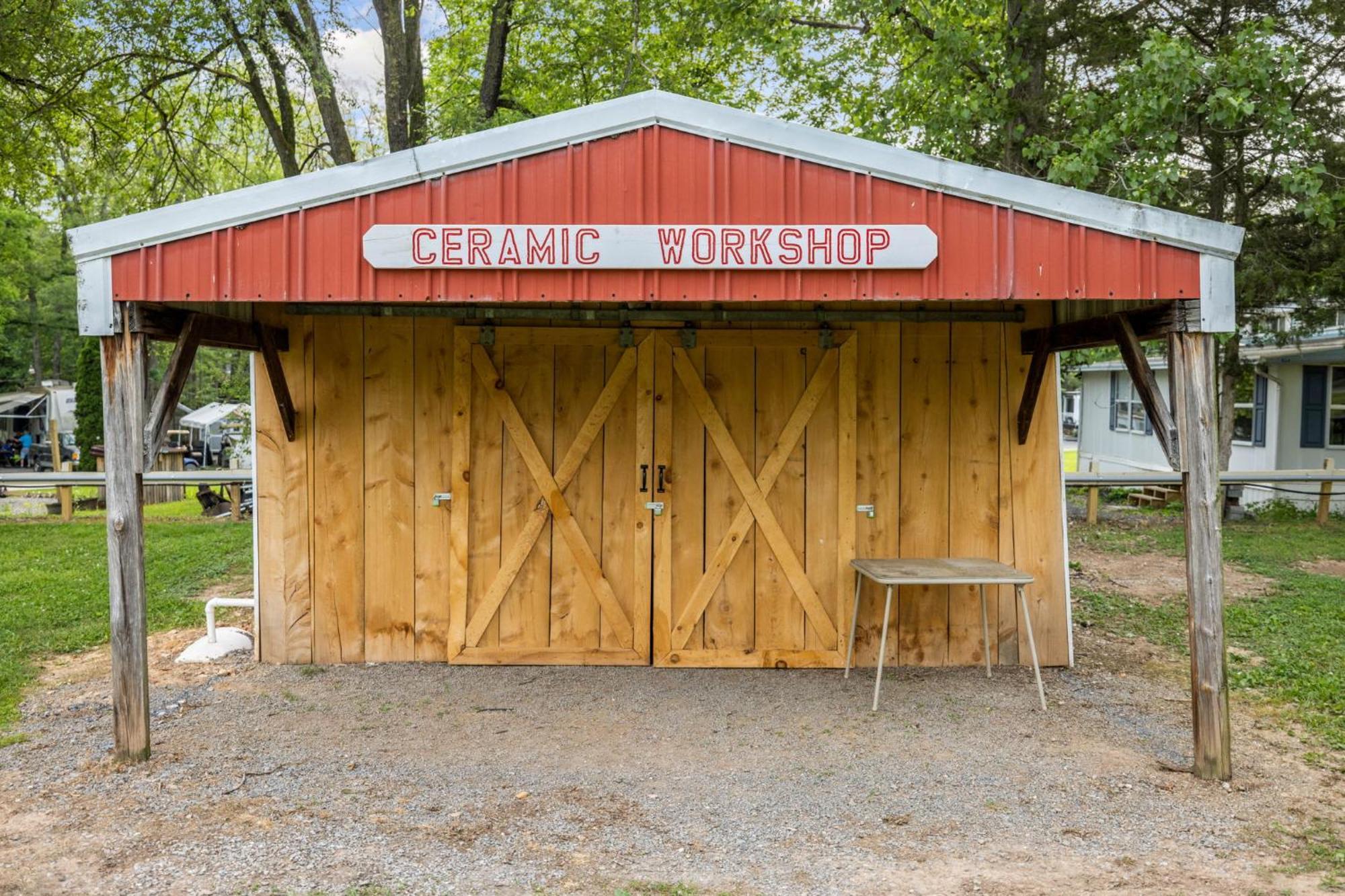Deluxe Cabin6 Within Mifflinburg