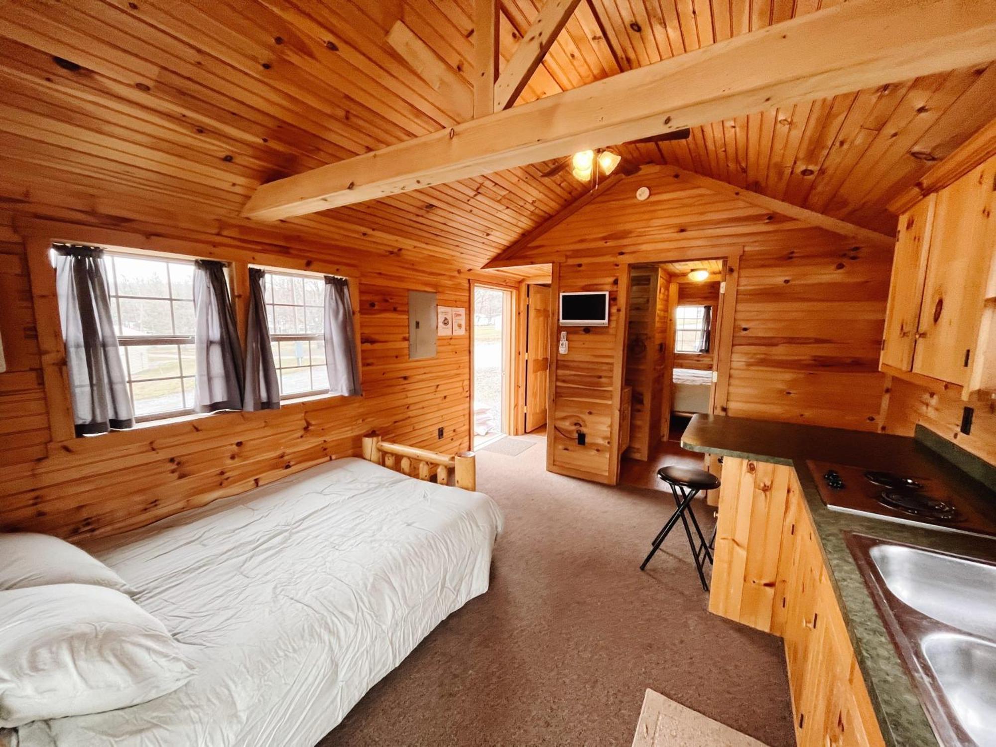 Deluxe Cabin6 Within Holiday home